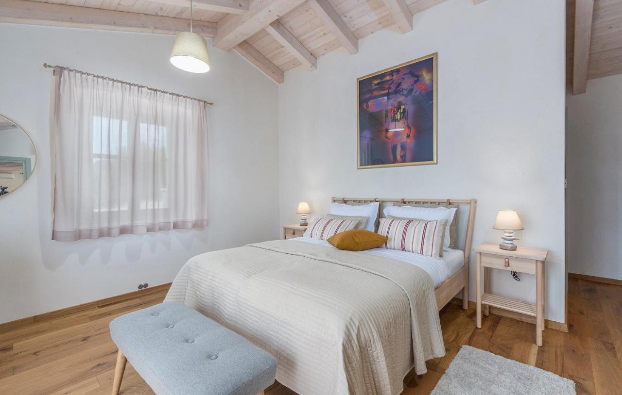 Villa-Osmium Smoljanci Экстерьер фото